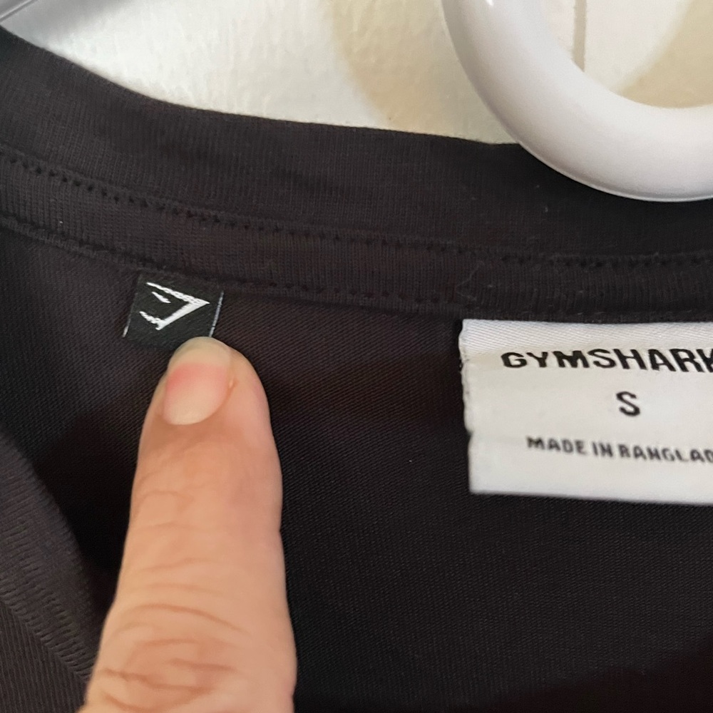 Gymshark Black Long Sleeve Tee - Picture 3 of 5